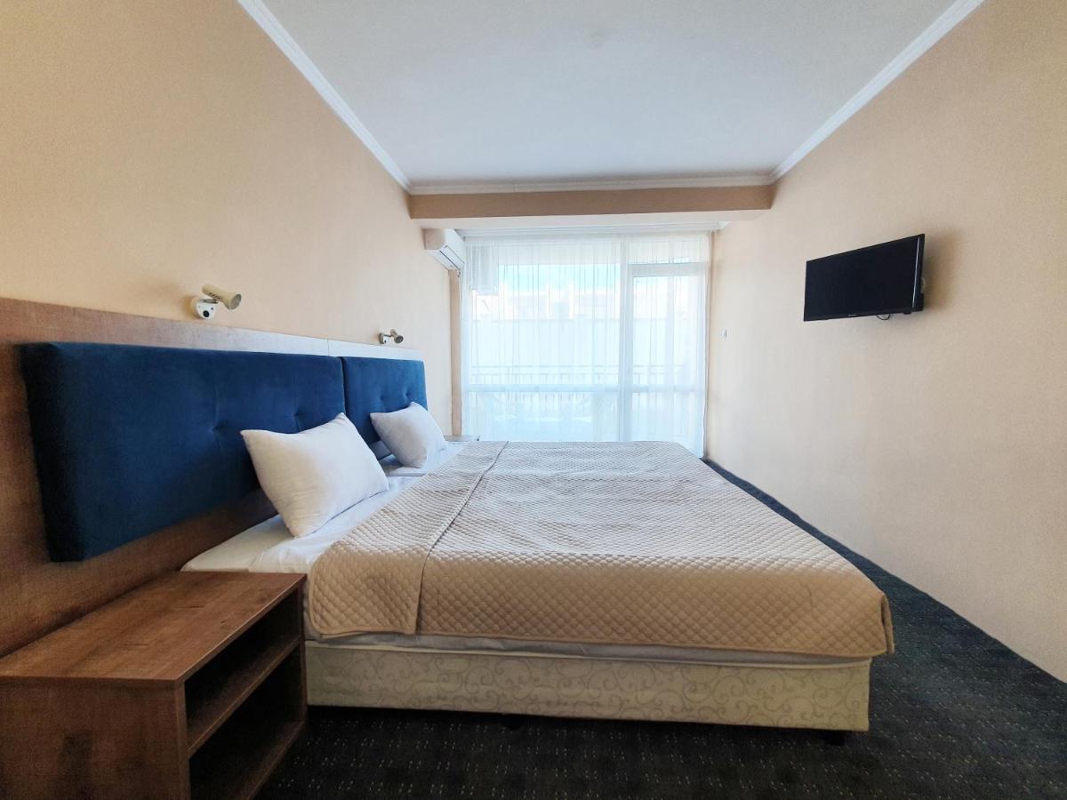 Hotel Azurro 阳光海滩 外观 照片